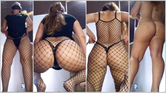 Striptiz, tulum ve siyah külot