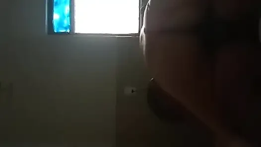 Eva sikişmeye dayanamıyor, seks yapmak için ucuz bir motele gittik
