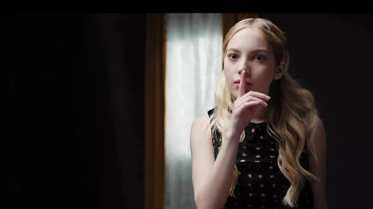 Amirah adara phát hiện ra cô ấy có một con cặc - lượng tinh khổng lồ bao phủ toàn bộ cơ thể của Bella Spark