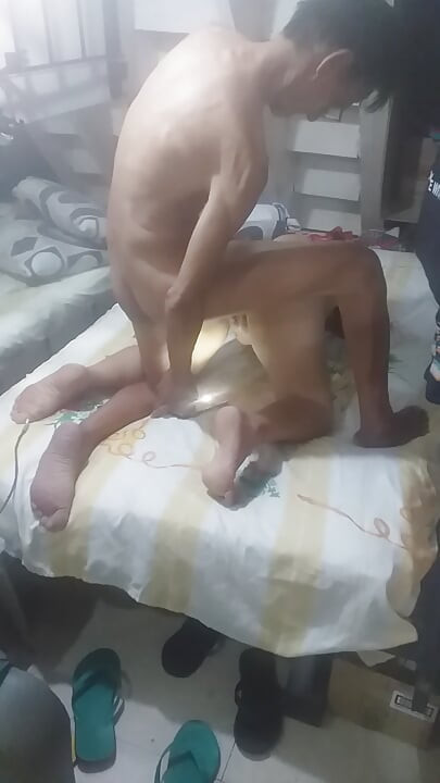 Karım ıslak amcık çok kremsi