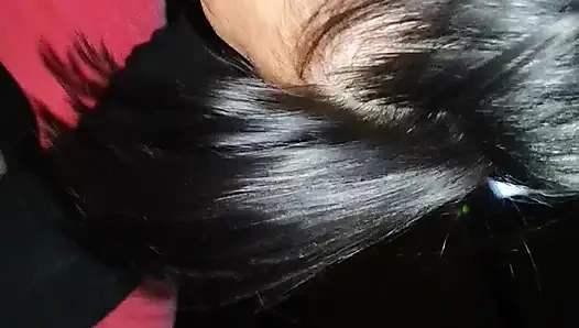 Dışarıda yarağımı emiyor