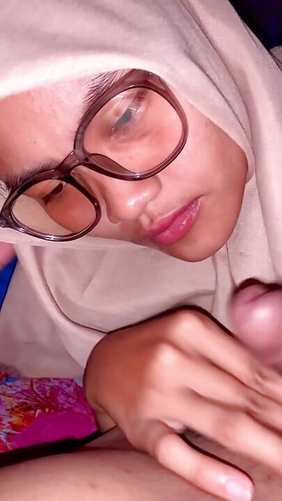 POV Hyper Girlfriend's Brutal Sex Is Different