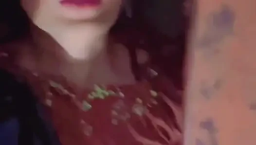 Ev ödevini yap, kadın kılıklı eğitim dersime katıl.