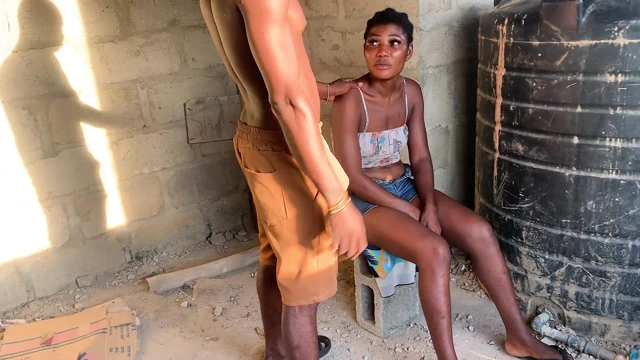 Arkadaşım erkek arkadaşım beni sikiyor