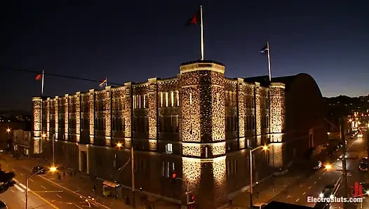 Raven elektriği seviyor!