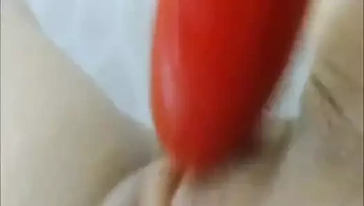 Mastürbasyon maratonu - bütün gün ıslak zonklayan amcığımla oynamak bana gerçekten yoğun orgazmlar yaşatıyor