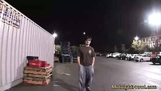 Dörtlü sikiş genç Veronique yarak emiyor