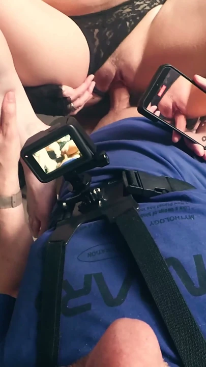 Bts. Bakış açısı Orta yaşlı seksi kadın amcık sikişi ve boşalması