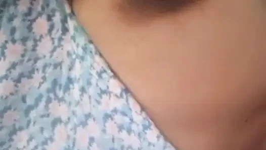 Çılgın Kamboçyalı genç erkek avcısı Maxine X 24 inç dildo ve makine yapıyor