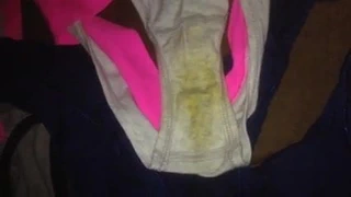 Adım annemde güzel yük ve üvey kardeşlerimin külotu değil