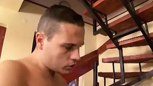 Bir tombul Alman anneanne Başlarken ona sıkı delikler yok