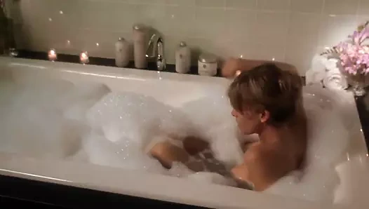 Kyra Sedgwick - ''Loverboy'' 03