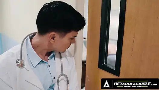 MICHAEL BOSTON'UN EN IYI ANLARı DERLEMESI! Sinsi ofiste seks, sakso, göt yeme, elle muamele ve daha fazlası!