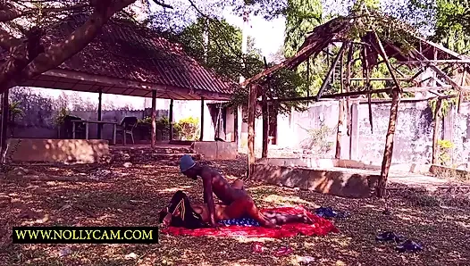 Bu yarağı nasıl siktiğimi seviyor musun