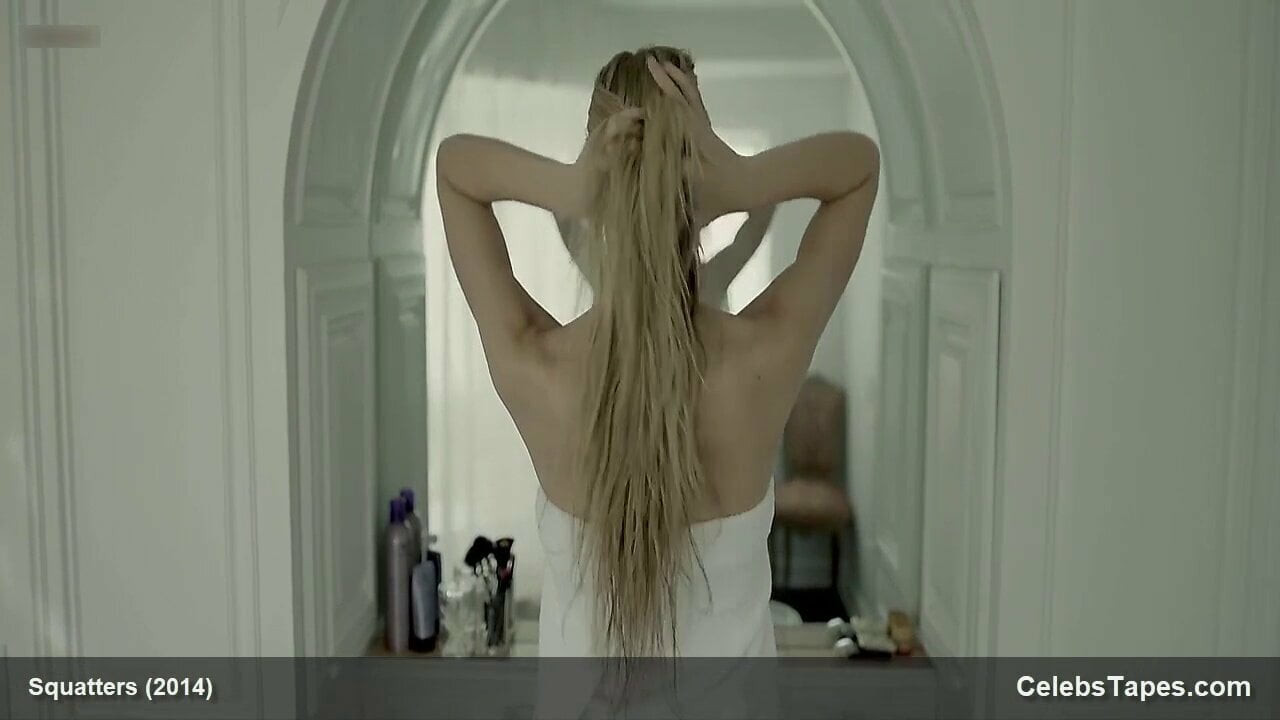 Gabriella wilde tamamen çıplak