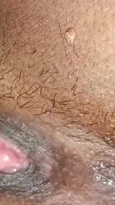 Neha deshi Hintli kız anal ve amına boşalma | Klip 1