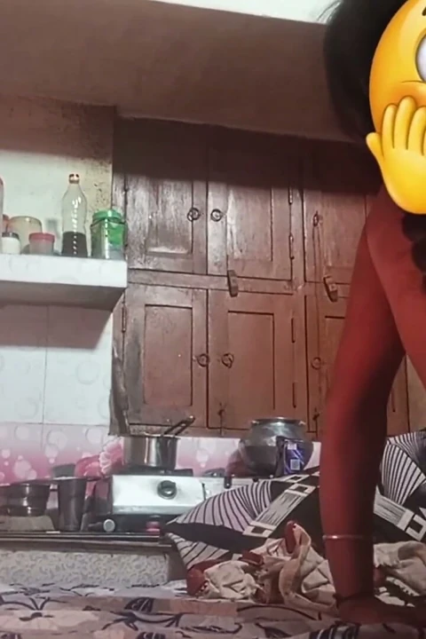 Üvey kız kardeş