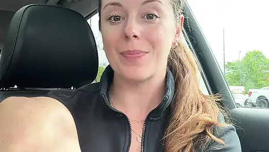 Benim lush ile bir simülatörde golf yapmaya çalışıyorum! Ben sallanırken boşalmamaya çalışıyorum!