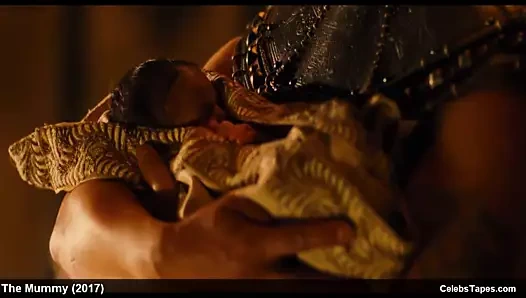 Ünlü sofia boutella çıplak ve seksi film sahneleri