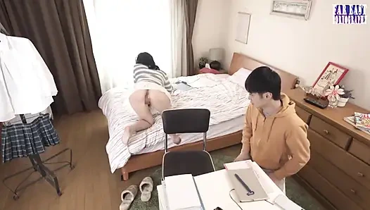 Külot yok, utanma yok!? Özel öğretmenini güçsüz bırakan vahşi kızlar baştan çıkarma - sahne1