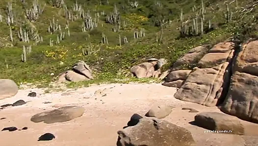 Lea lazur götten yarakların tadını çıkaran çek bir sürtük