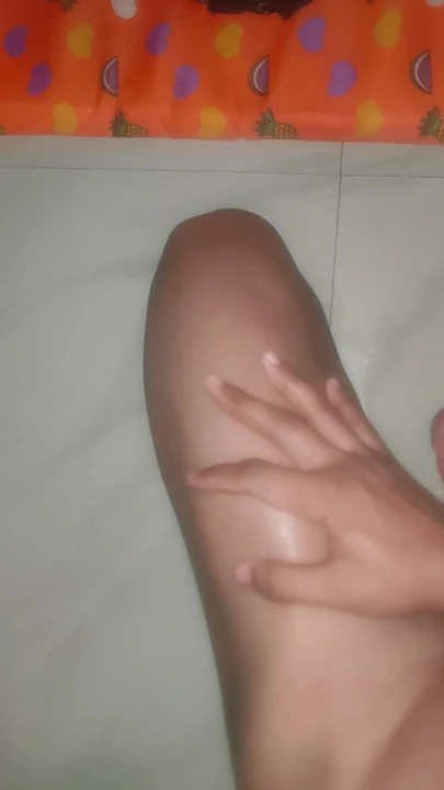 Yetişkin erkek (18+) tek başına bakış açısı boşalma