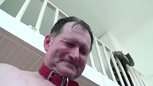 Bu itaatkar için tek çıkış yolu çift yumruk sokma.