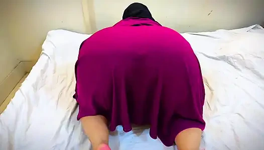 Muslim Moti Gand Vali Ladki Bistar Par chudai apna pati ko friend