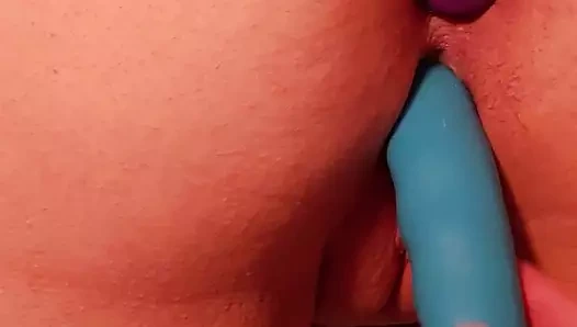 Yeni oyuncaklarımızla oynamak