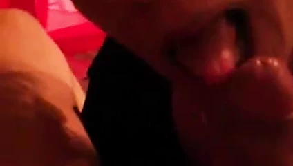 Une Mature S Occupe De StepSon Amant