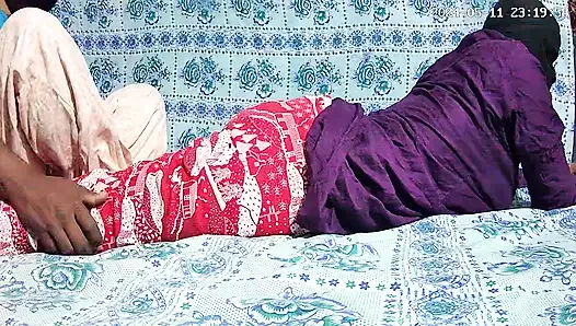 Genç adam ve kız parkta seks yapıyor 9