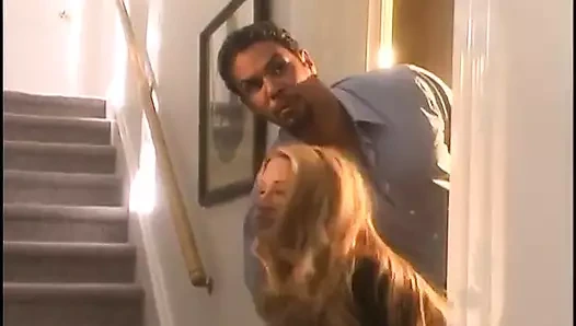 Olgun summer yarak emiyor ve amını açıyor - sapık orta yaşlı seksi kadınlar