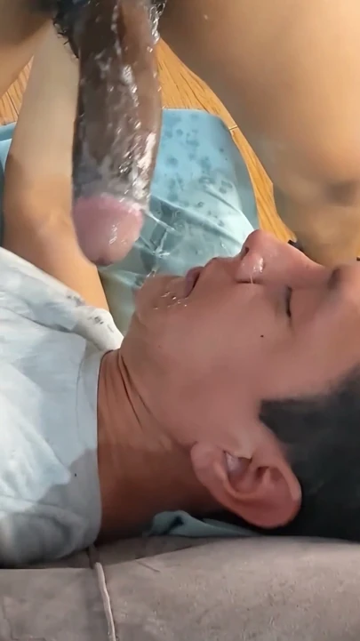 Kesintisiz Sulu Gırtlağına Kadar Alma