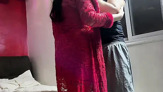 Benim adım Madam Noha Suudi Arabistan'dan 23 yaşında