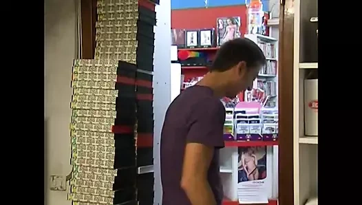 ITALIANI AL OYUNCU SEÇMELERI DI ELIO 3 - bölüm 1