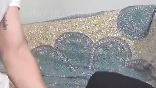 Müslüman kızın kızlığını bozma