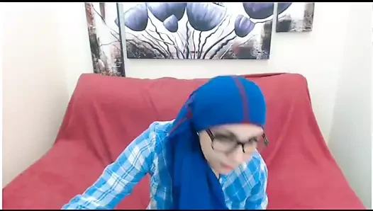 Mavili en sevdiğim tesettür