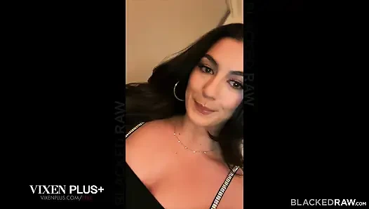 Blackedraw büyük zenci yarağına susamış baddie megan hataları Jason'ın büyük yarağını siyahlanmış ham ilk filmde zar zor sığdırıyor