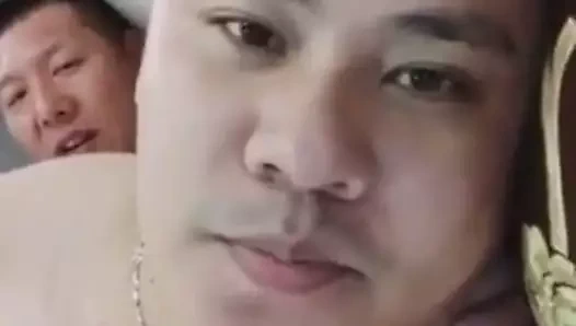 Baba ve adım oğul var seks üzerinde web kamerası