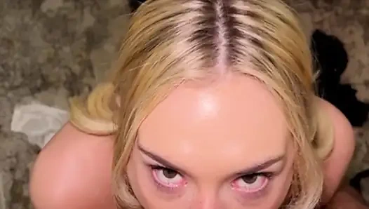 Seksi sarışın ateşli dylan moore şehvetli yarak ibadeti