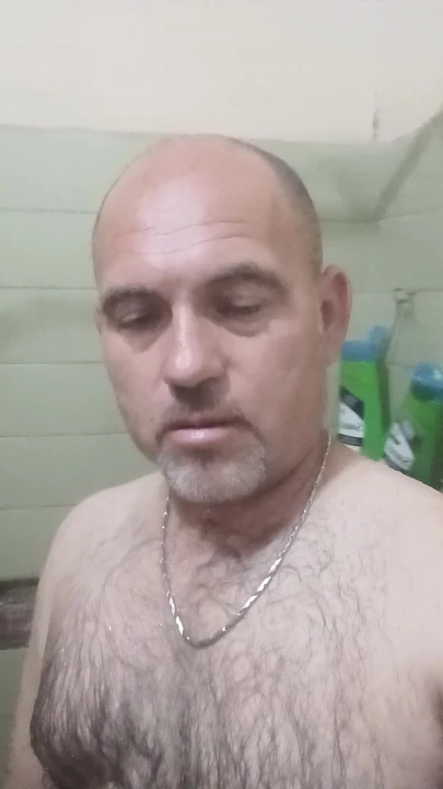 Одна в душе, некому сопровождать меня