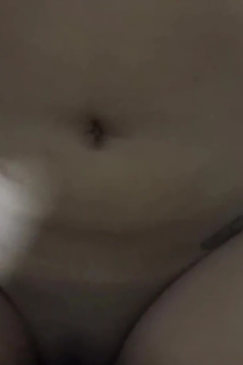 En az bildiği zaman amını sikerken yarağımı götüne sokuyorum.