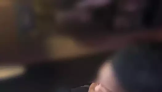 Ağzına ve dudaklarına boşalma