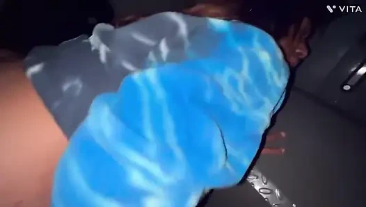 Babam beni sokağın kenarında sikiyor beni her yerde kullanabilir lol