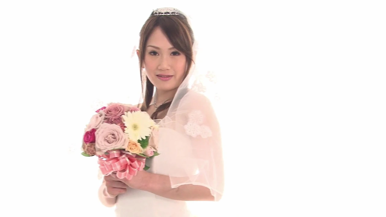 शादी की रात में फूली हुई जापानी पत्नी