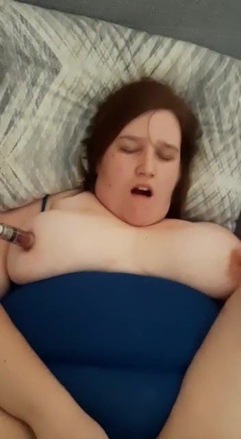 Bbw beth göbek sallanıyor gibi o sert becerdin