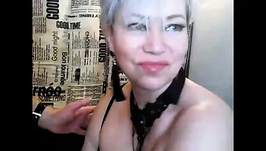 Çekici olgun yarak emici .!. ))