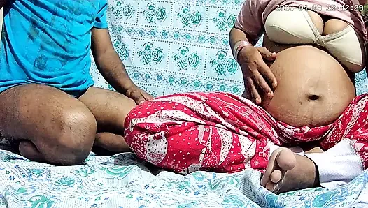 Hintli öğretmen ve öğrenci sınıfta seks yapıyor 29755