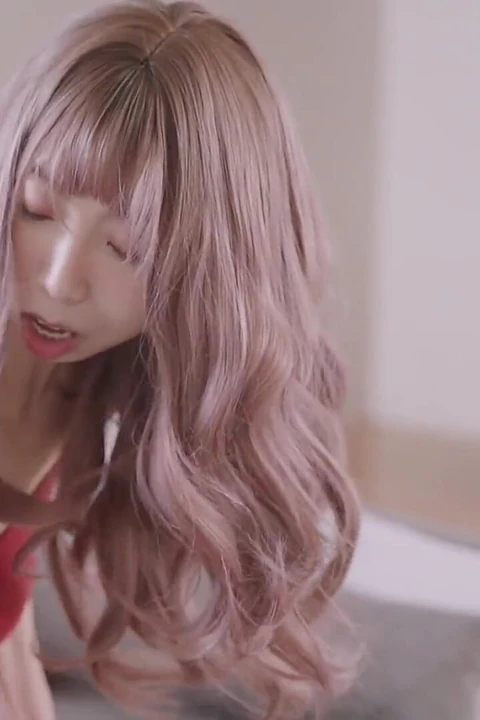 Depresyona giren Çinli piliç ağrıyı iyileştirmek için psikiyatristini sikiyor - sapık orta yaşlı seksi kadınlar