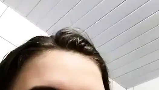 Loirinha gostosa peituda